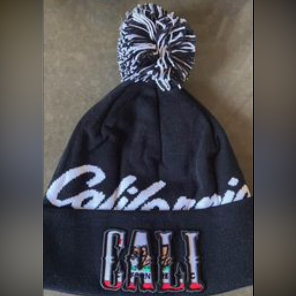 California republic beanie